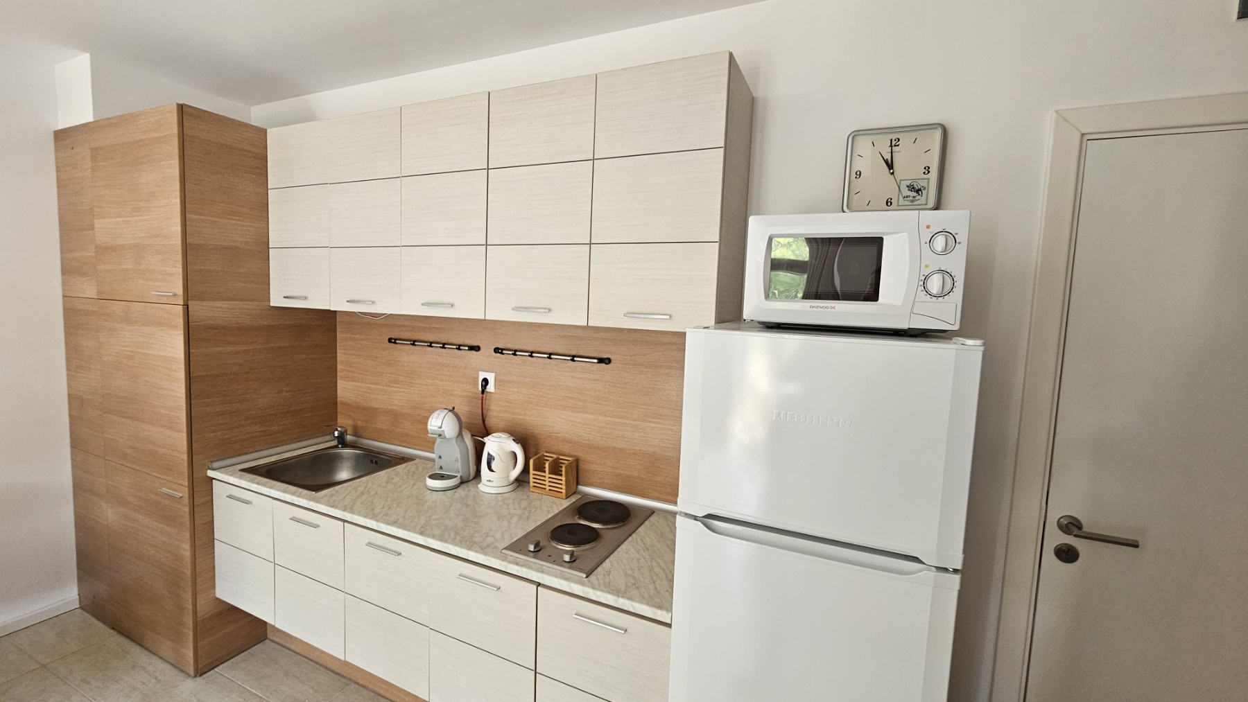 Кухня – оборудван апартамент Каваци Созопол